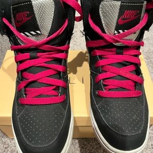 Nike high top sneakers